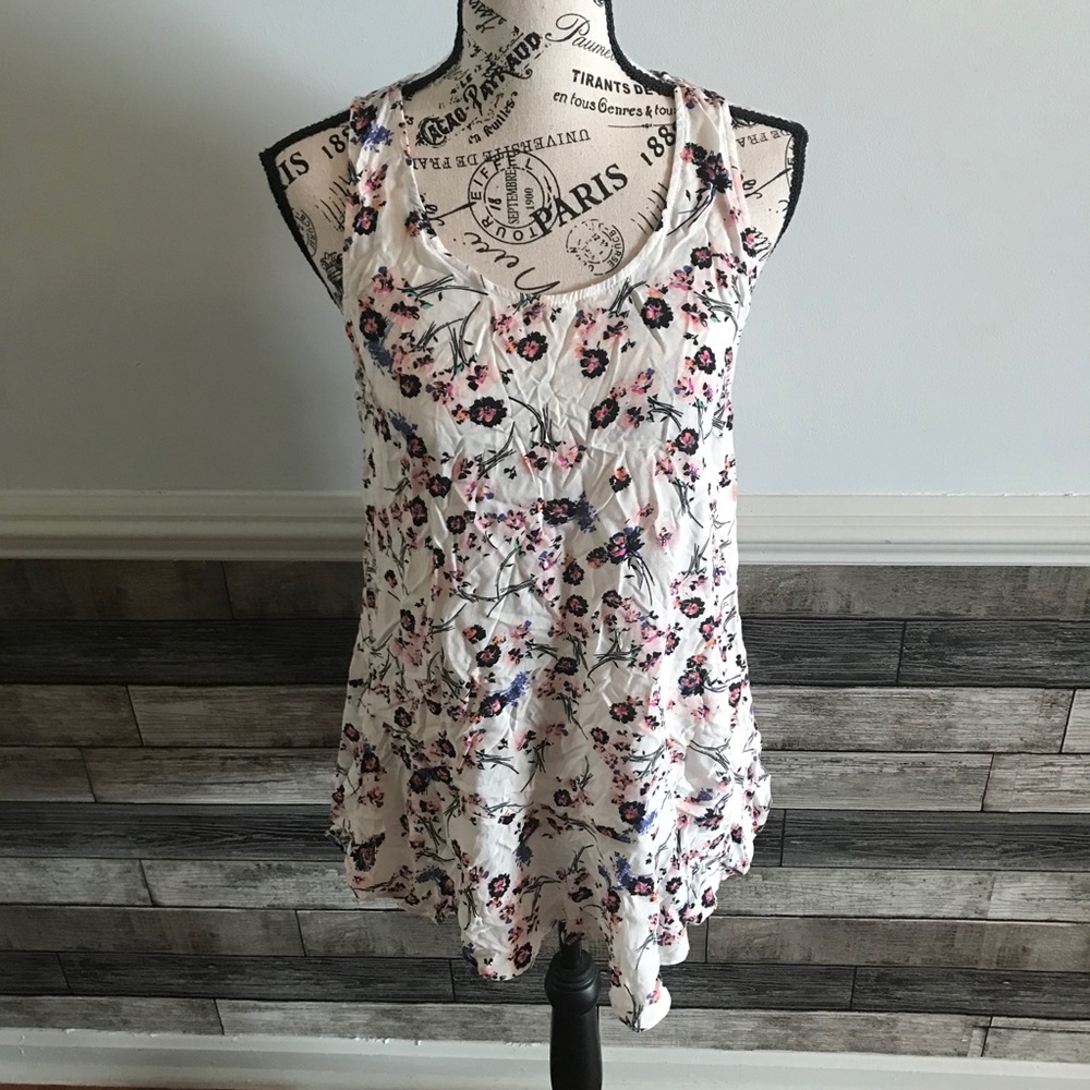 Mododoc Ivory Floral scoop neck blouse size small